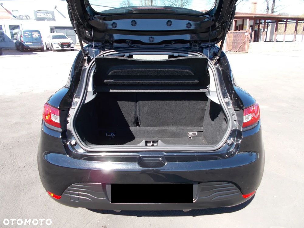 Renault Clio 1.2 16V 75 Dynamique - 9