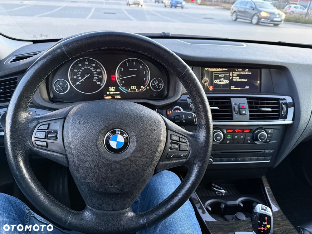 BMW X3 xDrive28i - 18