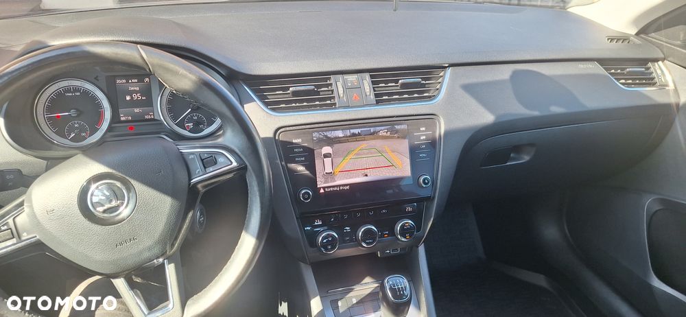 Skoda Octavia - 9