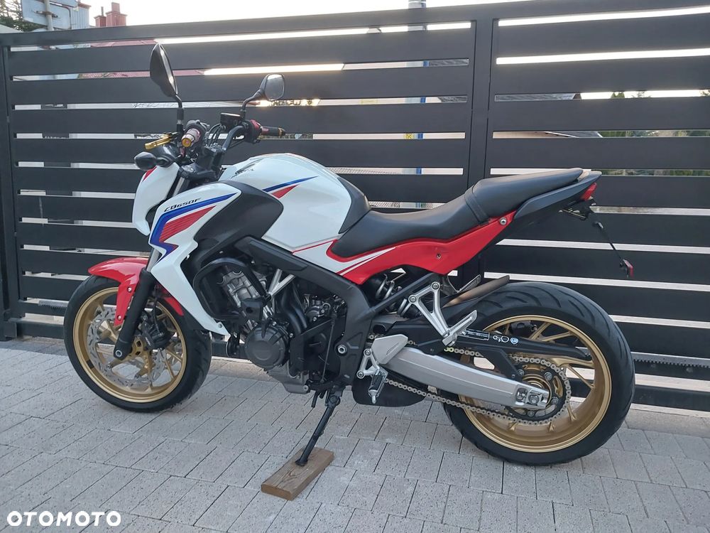 Honda CB - 4