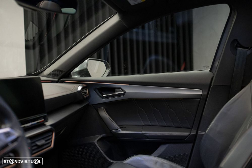 Cupra Formentor 1.4 e-Hybrid DSG - 11