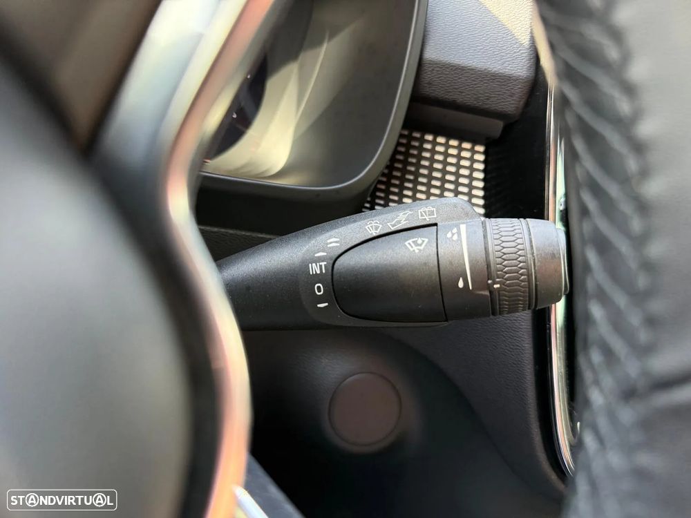 Volvo XC 40 Recharge Core - 17