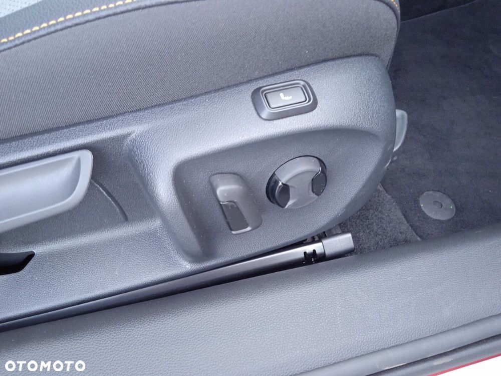 Skoda Superb 2.0 TDI SCR 4x4 Selection DSG - 19