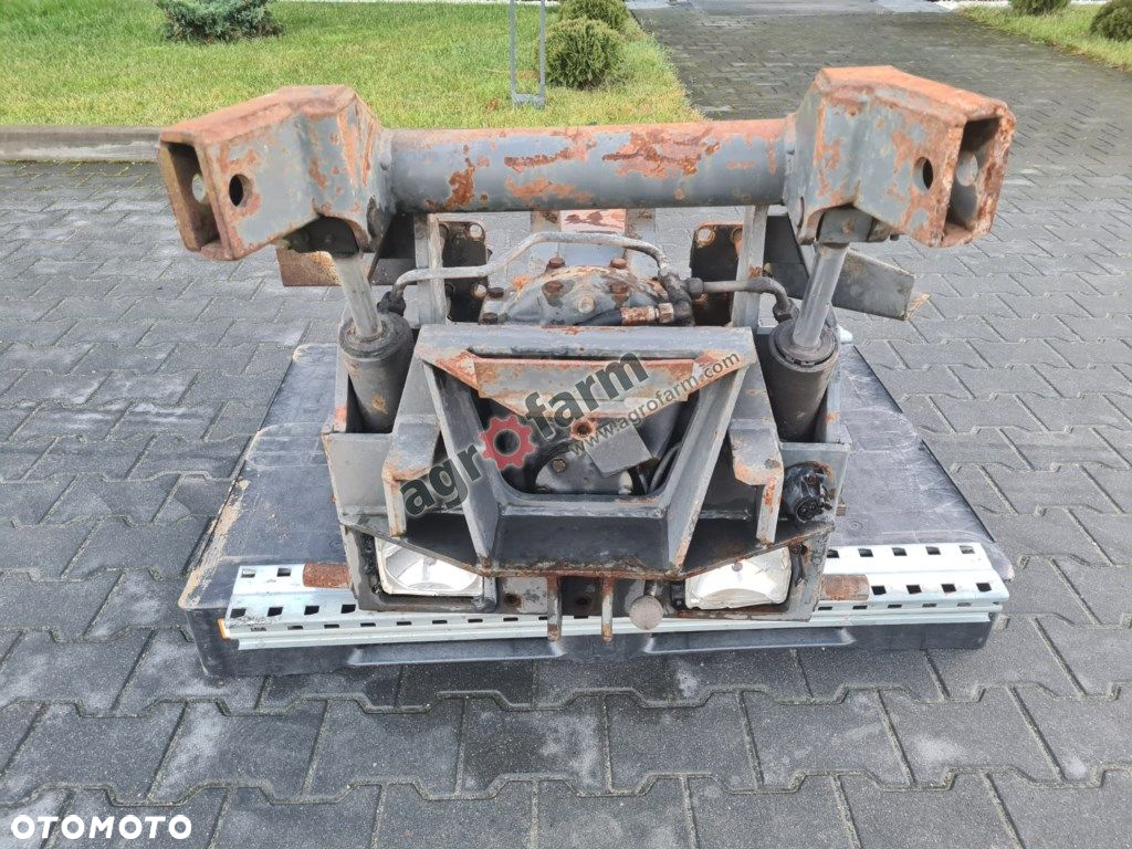 TUZ, przedni podnośnik, Fendt GT 380 - 3