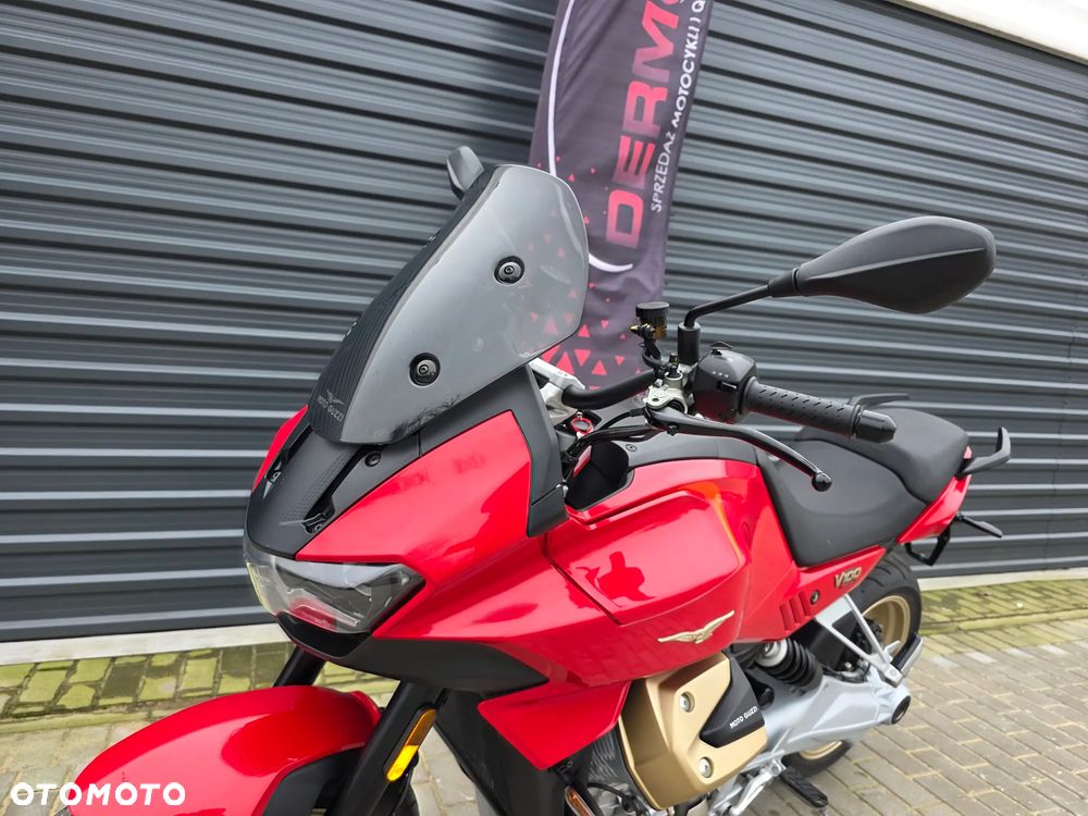 Moto Guzzi V100 Mandello - 13