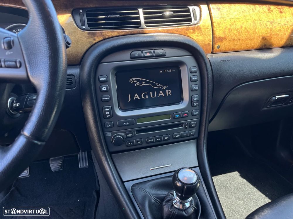 Jaguar X-Type 2.0 Executive - 17