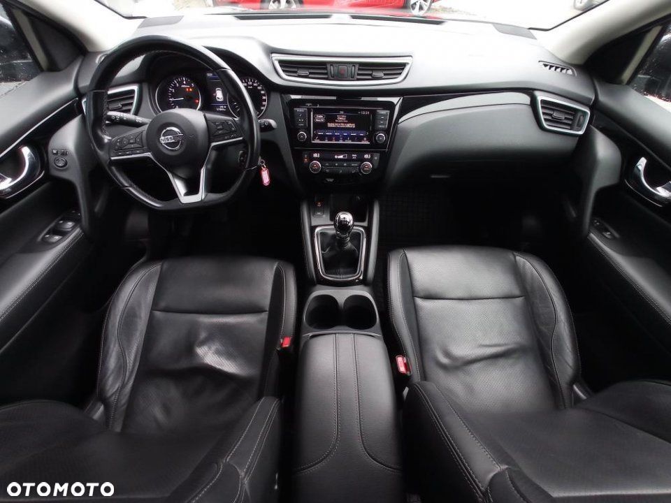 Nissan Qashqai - 14