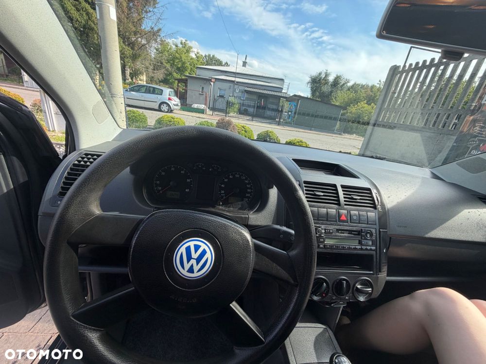 Volkswagen Polo - 4