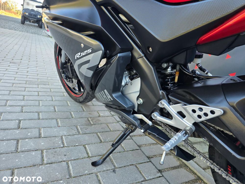 Yamaha YZF - 10