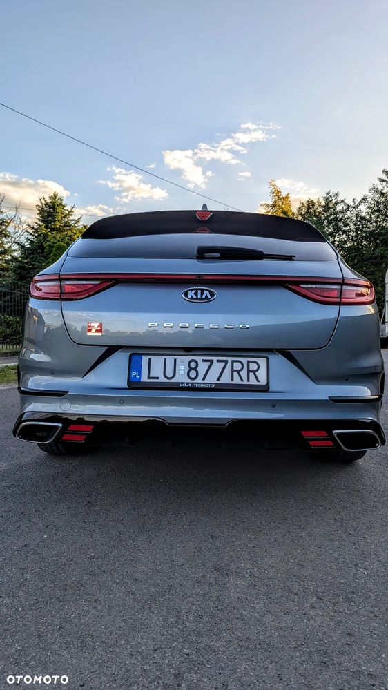 Kia ProCeed - 10