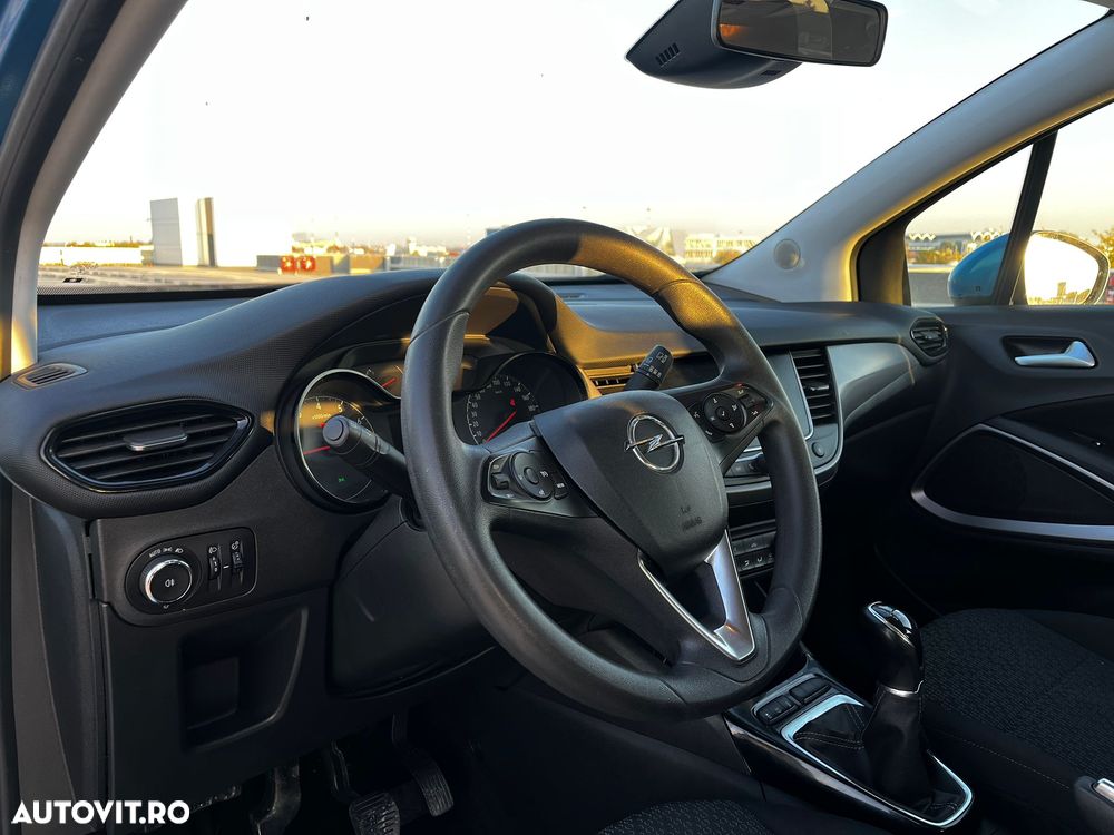 Opel Crossland - 16