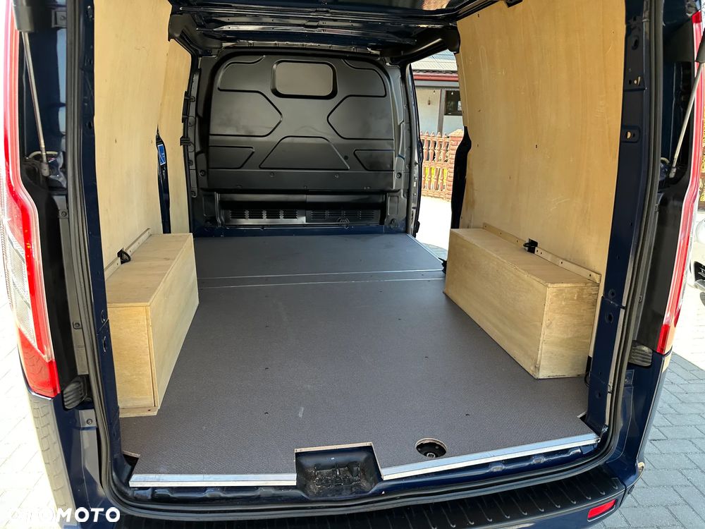 Ford Transit Custom - 23