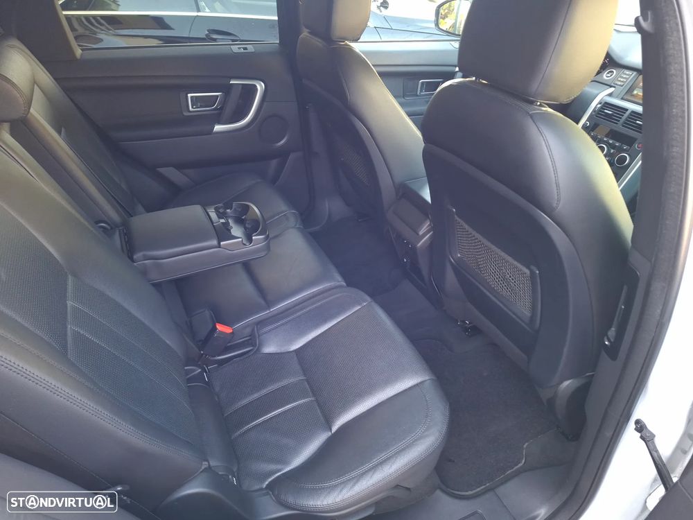 Land Rover Discovery Sport TD4 HSE Luxury - 26