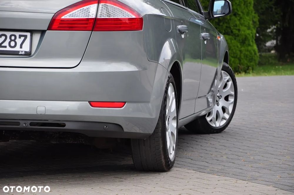 Ford Mondeo 2.0 FF Titanium - 18