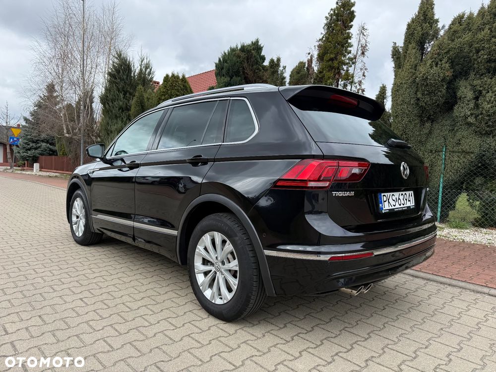 Volkswagen Tiguan - 12