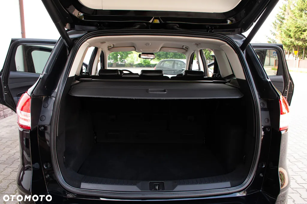 Ford Kuga 2.0 TDCi 4x4 Individual - 27