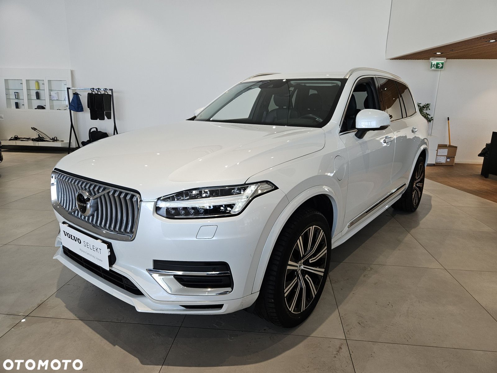 Volvo XC 90 - 1