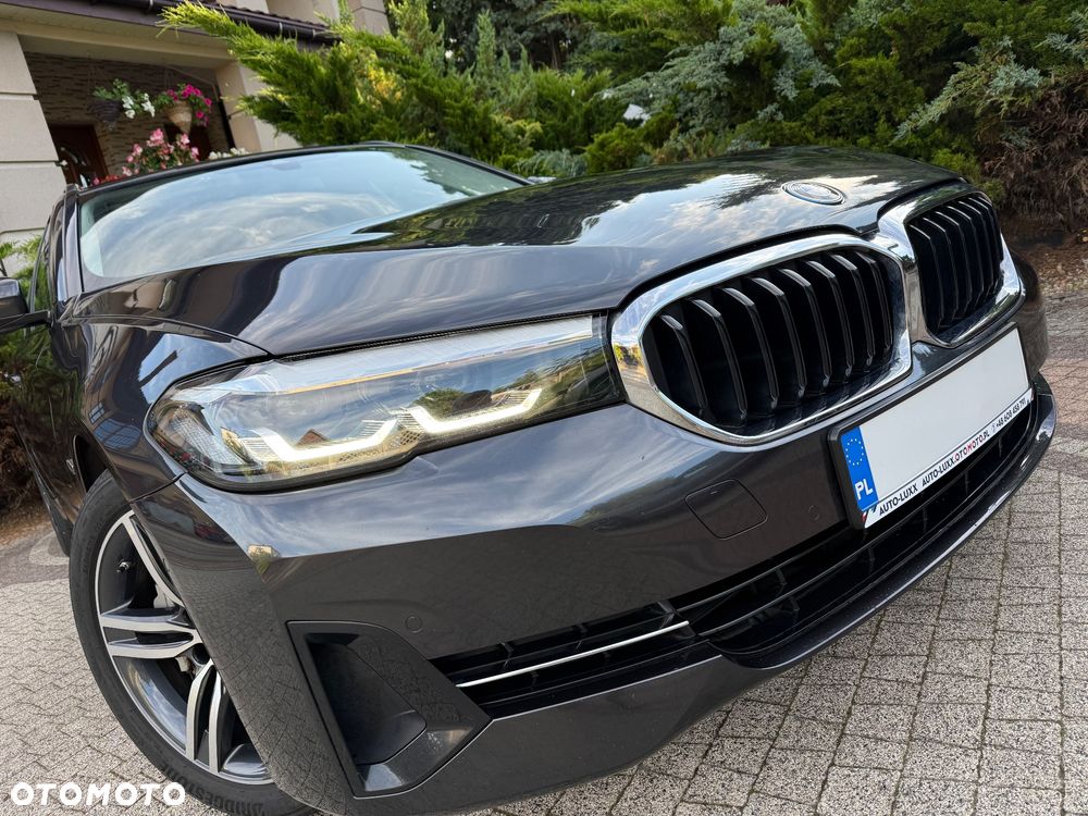 BMW Seria 5 530e xDrive Luxury Line sport - 6