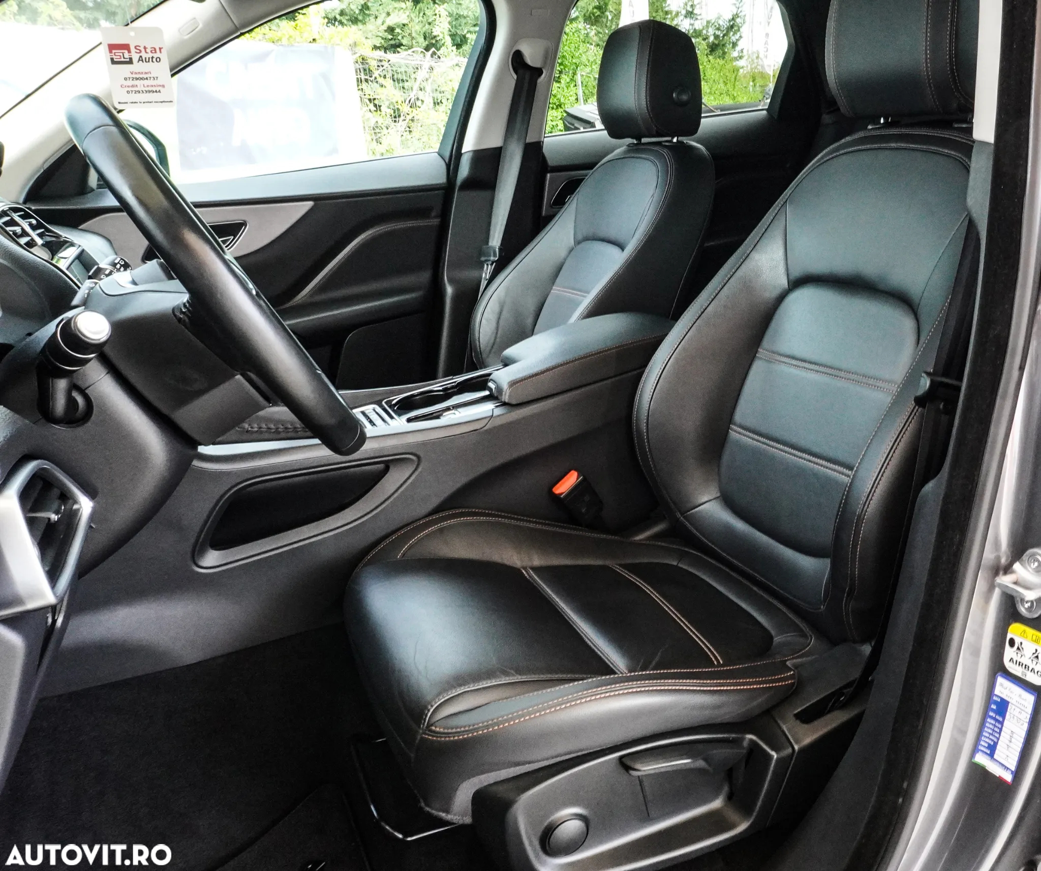 Jaguar F-Pace 20d AWD Prestige - 14