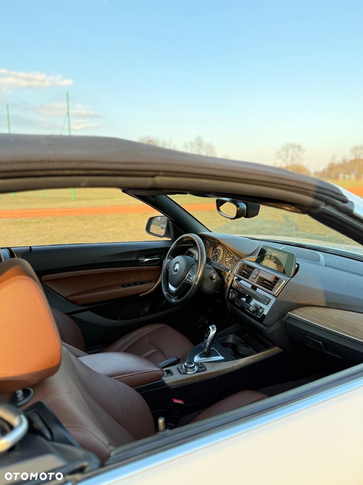 BMW Seria 2 220i - 10