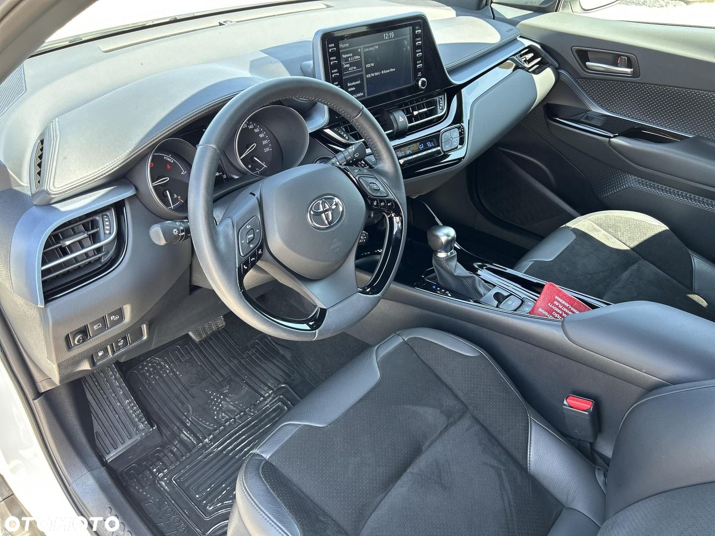 Toyota C-HR - 9