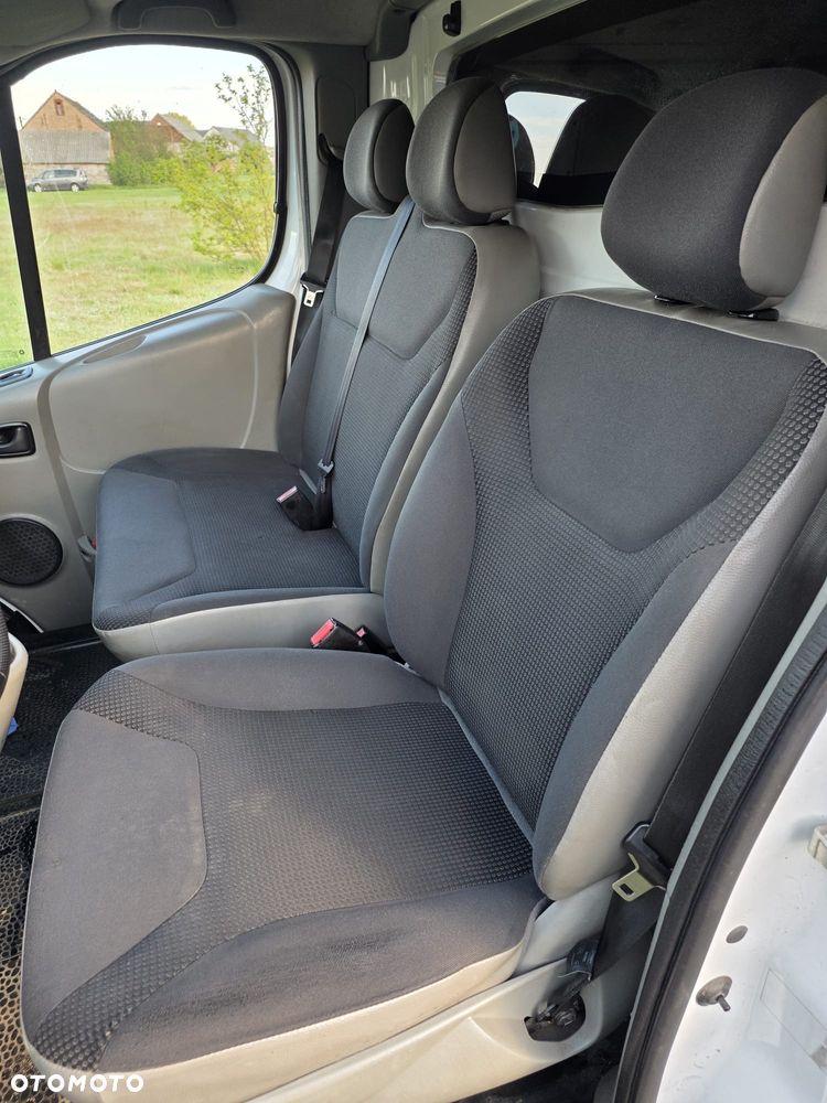 Opel Vivaro L2H1 2.9t Edition - 9