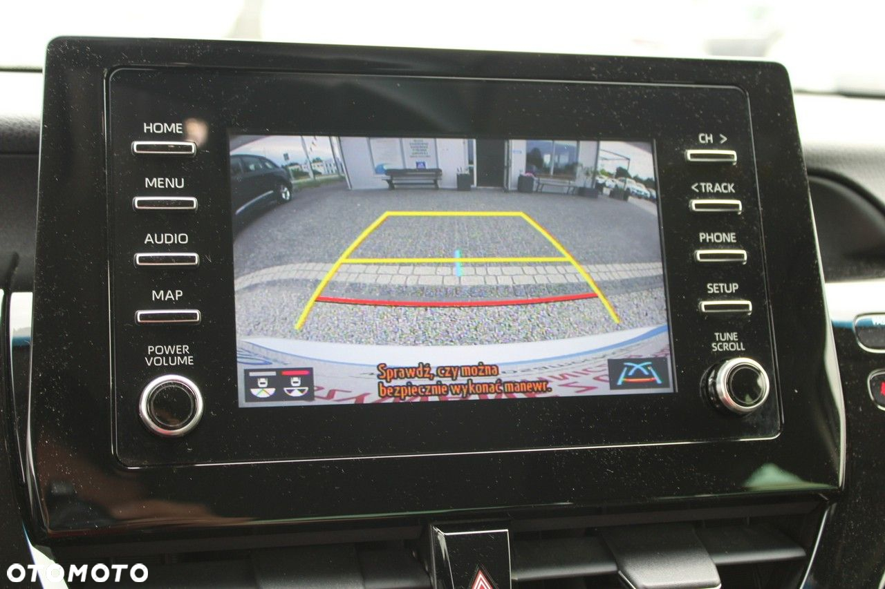 Toyota Camry - 28