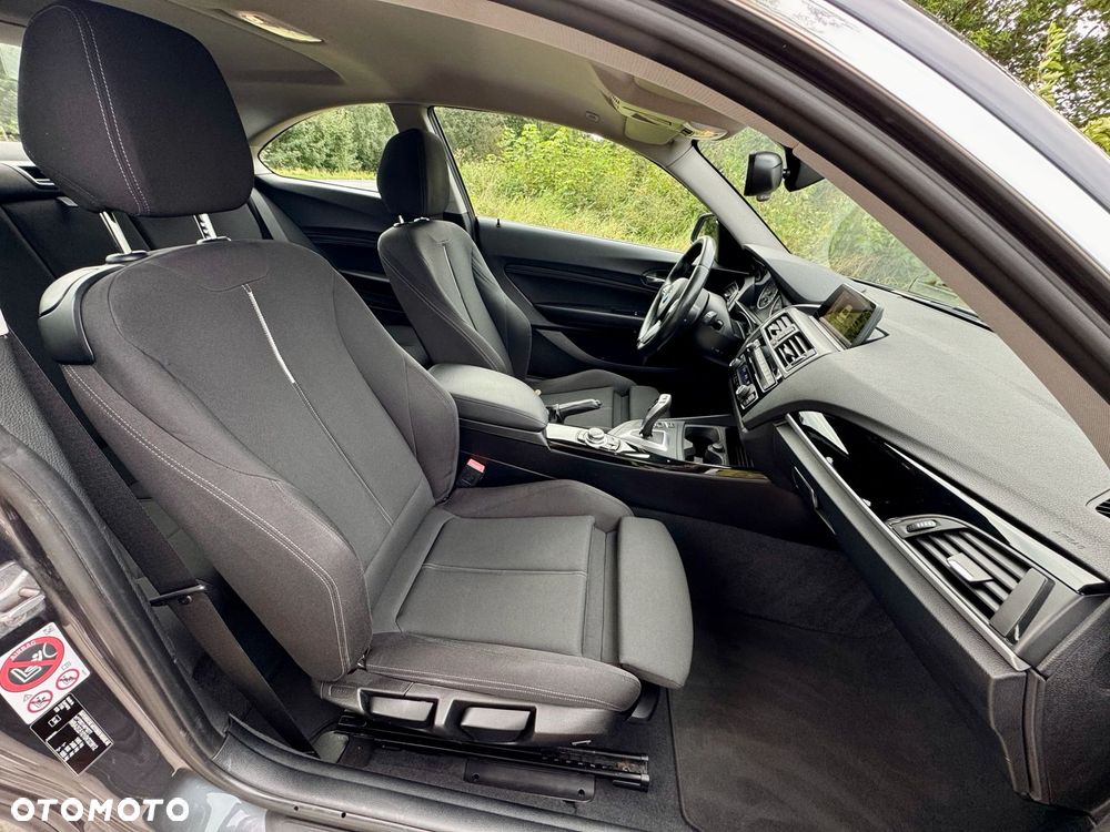BMW Seria 2 218d Sport Line - 16