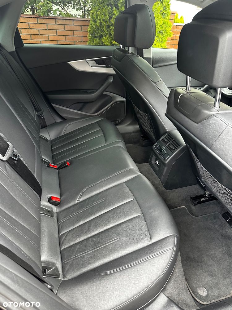 Audi A4 Limousine 2.0 TFSI ultra S tronic sport - 8