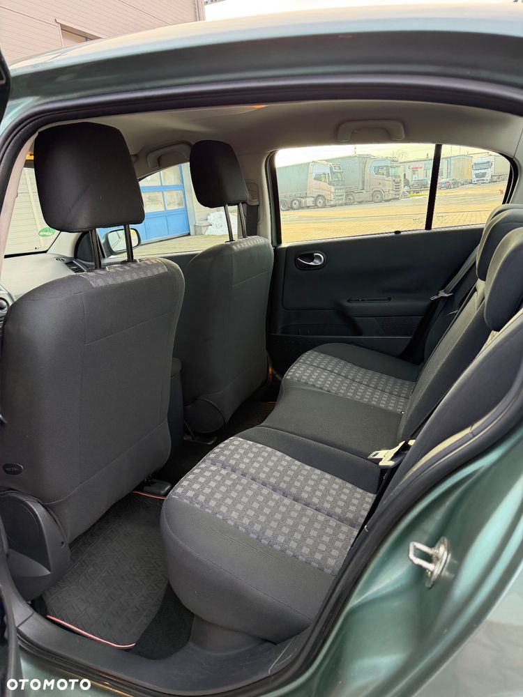 Renault Megane 1.4 Authentique - 19