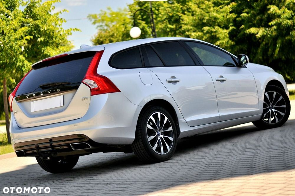 Volvo V60 D2 Drive-E Momentum - 5