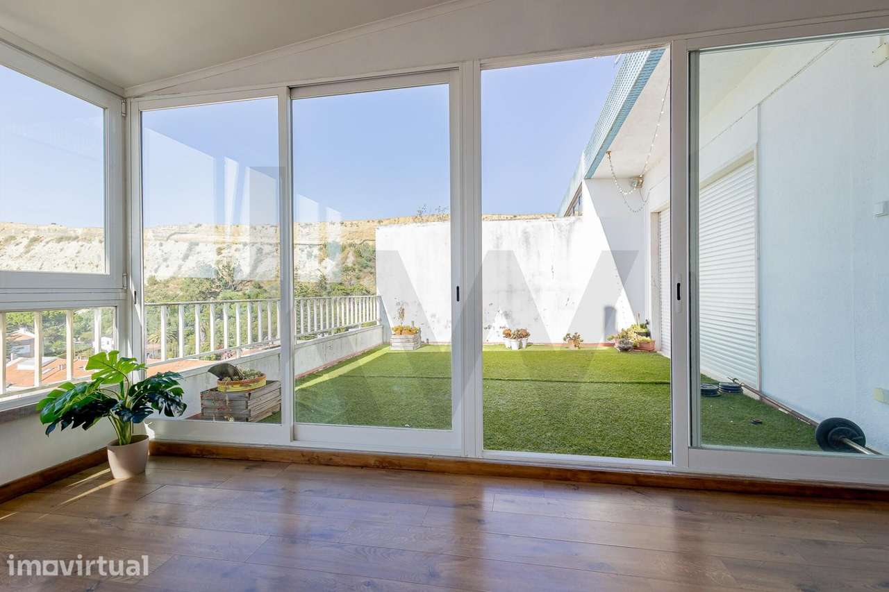 Apartamento T2 com Terraço e Vista Mar | Santo António da Caparica - Grande imagem: 5/26
