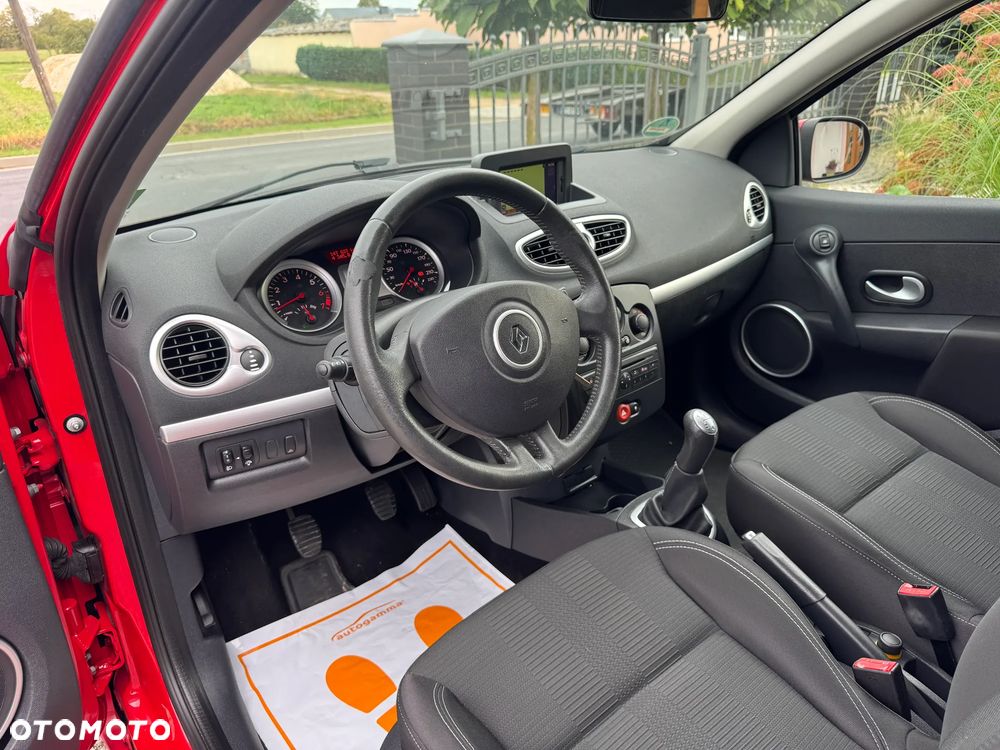 Renault Clio 1.2 16V Exception - 13