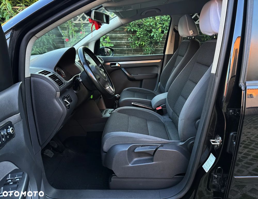 Volkswagen Touran 1.6 TDI DPF Highline - 17