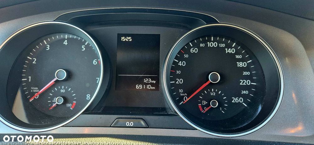 Volkswagen Golf 1.2 TSI BMT Trendline - 10