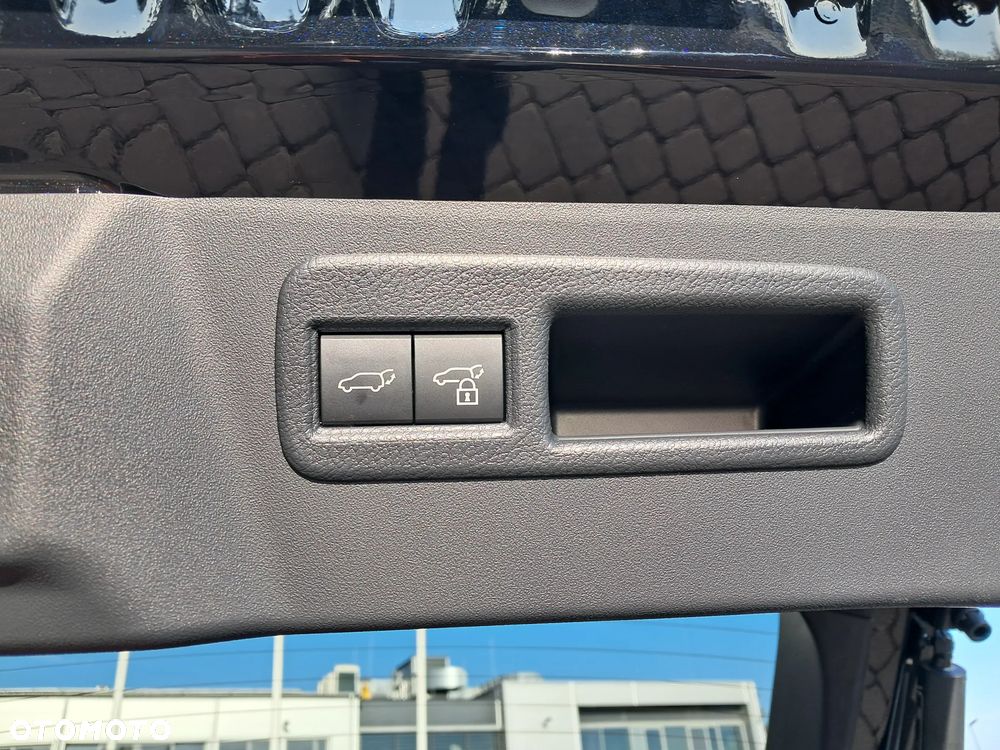 Toyota C-HR+ 77kWh 4x4 Executive - 25