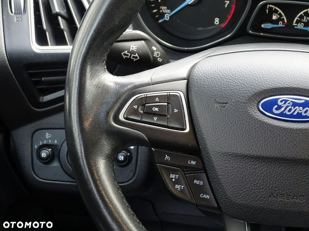 Ford Grand C-MAX - 19