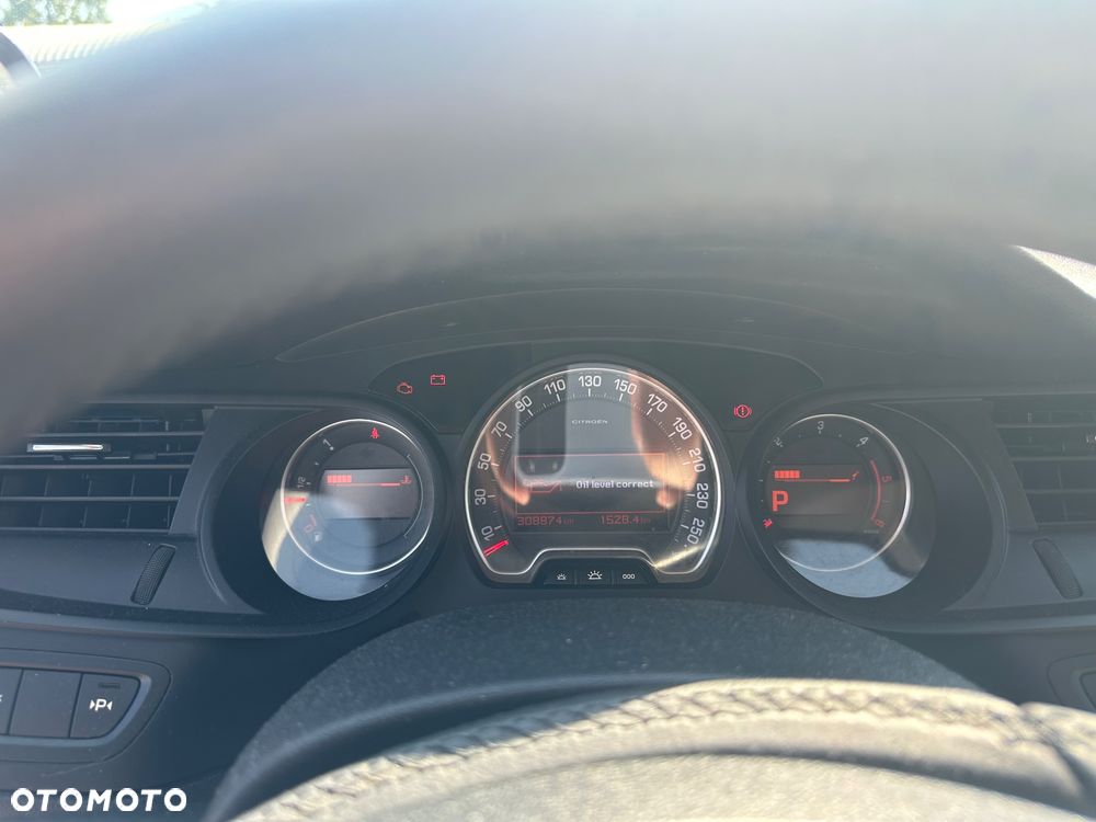 Citroën C5 2.0 HDi Exclusive - 15