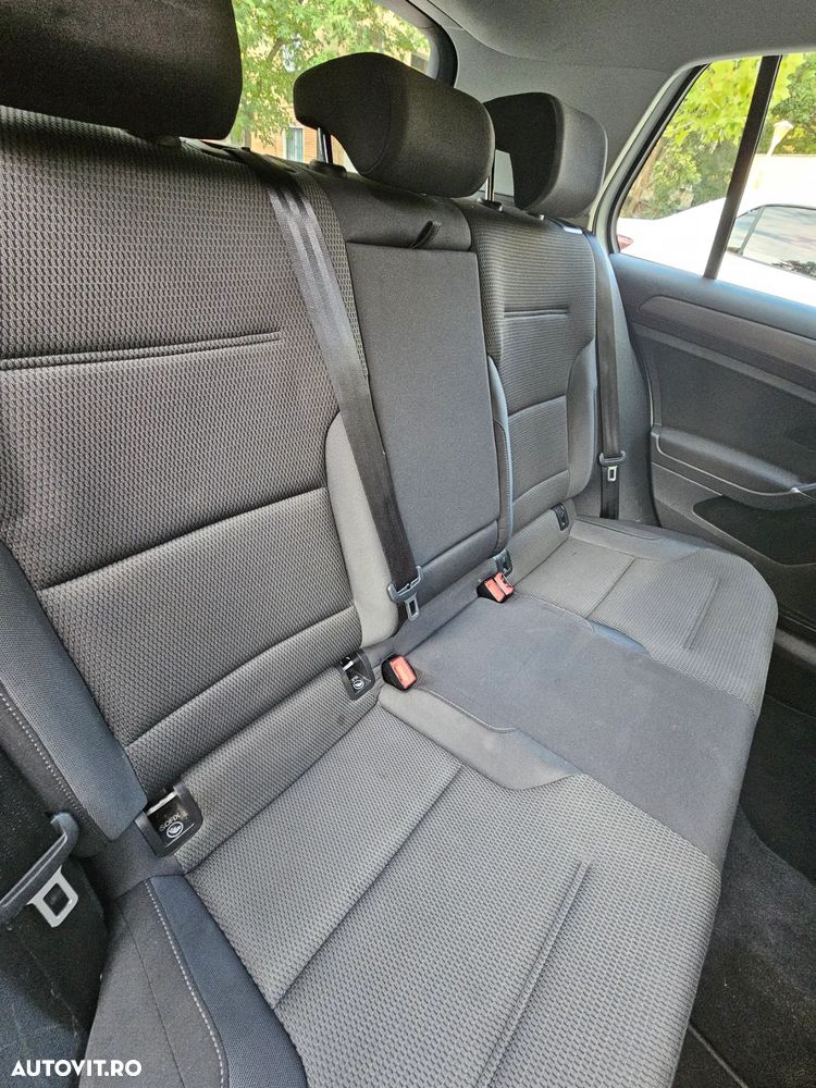 Volkswagen Golf 1.0 TSI Comfortline - 29