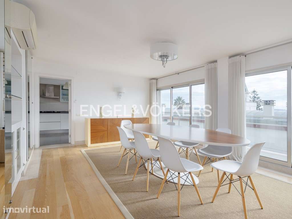 T4 Triplex com garagem e vista rio no Dafundo/Alto Sta Catarina - Grande imagem: 3/43