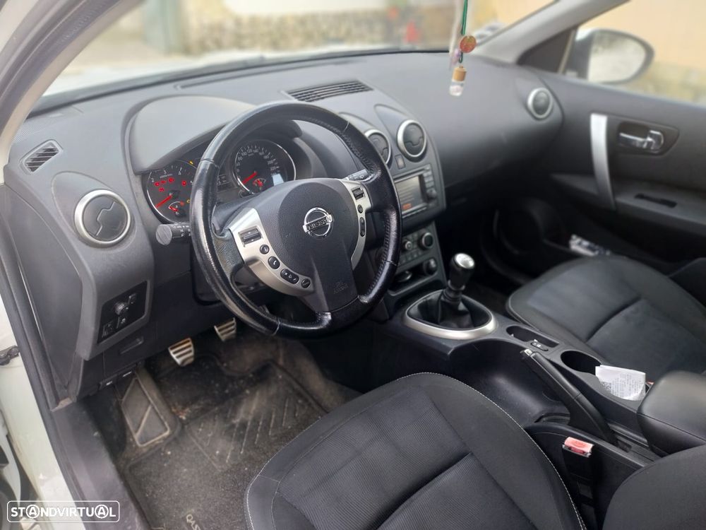 Nissan Qashqai 1.5 dCi Tekna Sport 17 129g - 4