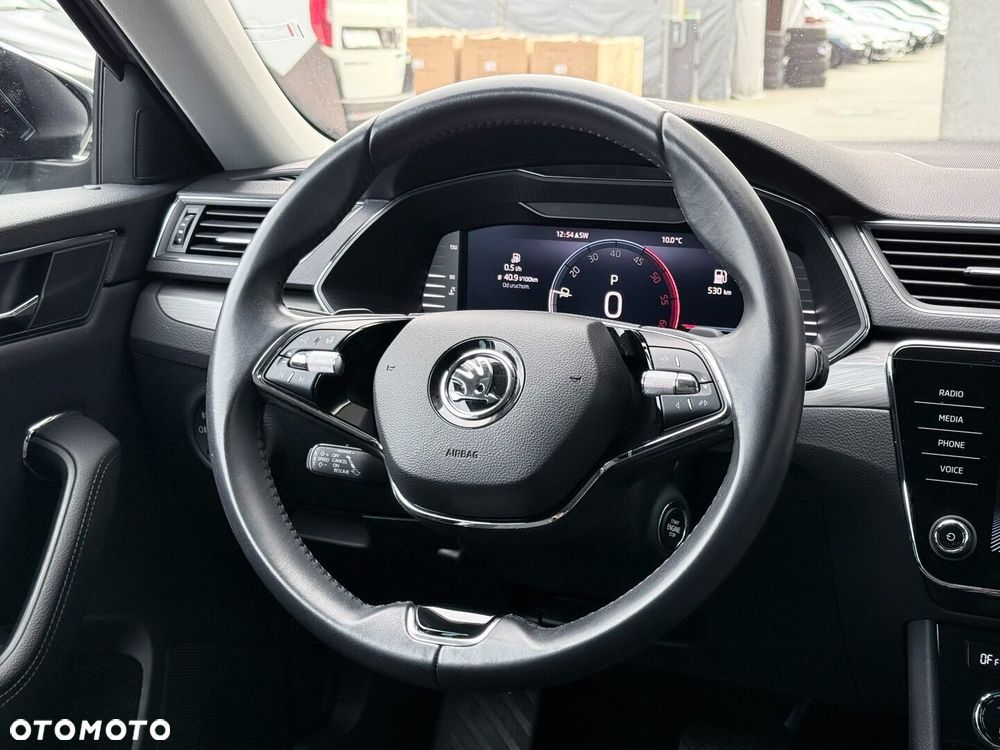 Skoda Superb 2.0 TDI SCR Style DSG - 19