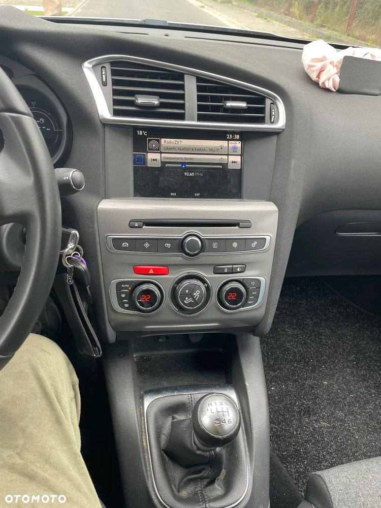 Citroën C4 BlueHDi 120 Stop&Start Business Class - 4
