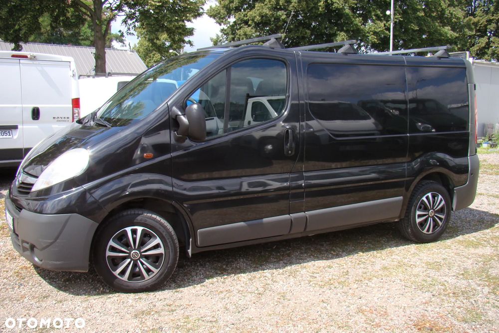 Opel Vivaro - 2
