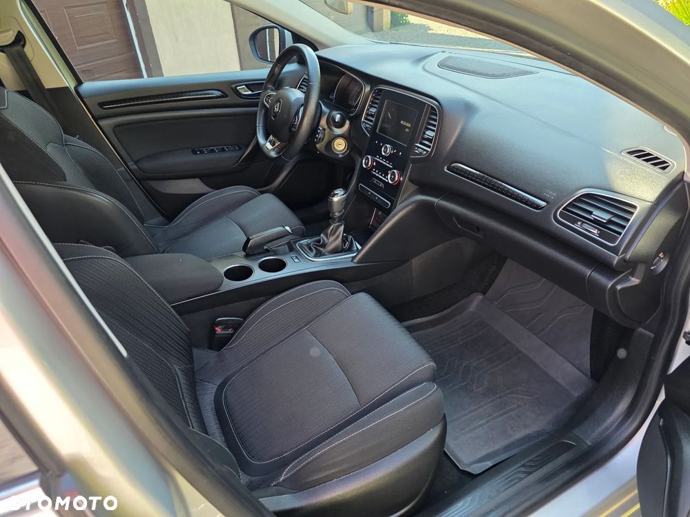 Renault Megane 1.5 dCi Limited - 8