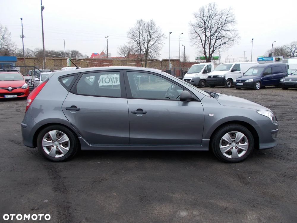 Hyundai i30 1.4 Comfort - 5