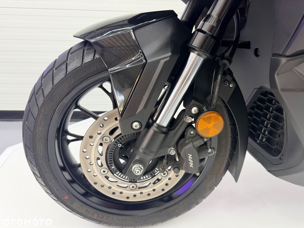 Honda ADV350 - 36