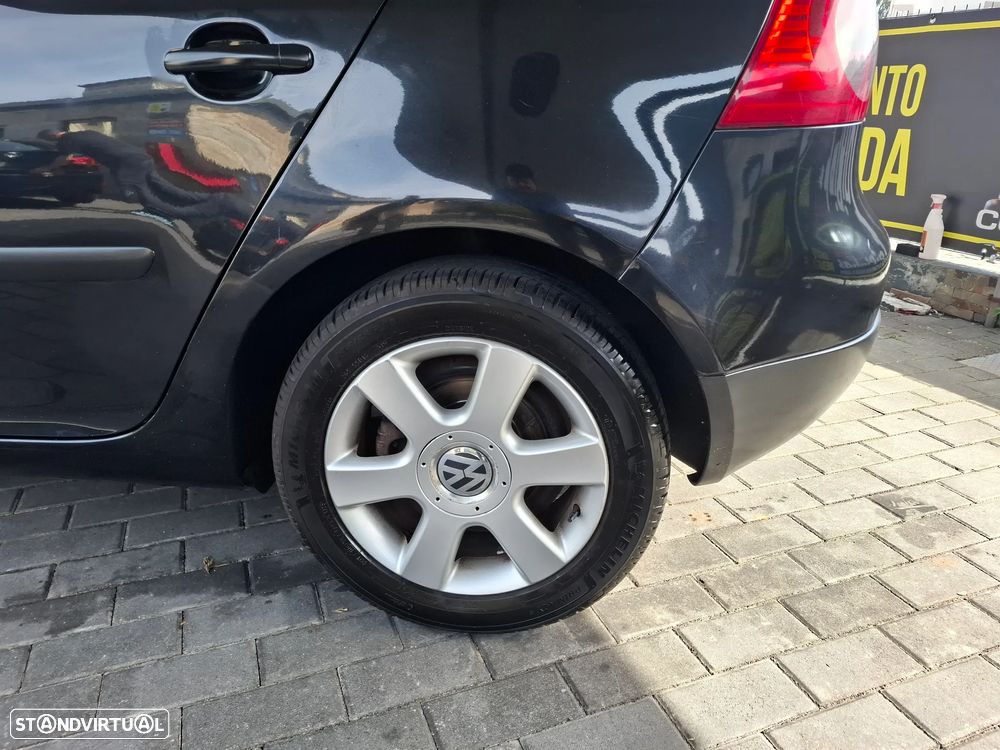 VW Golf 1.9 TDi 6V Confortline - 15