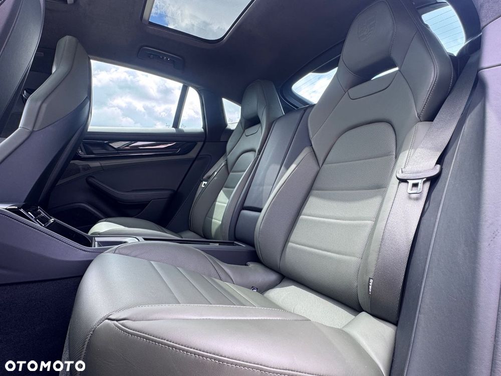 Porsche Panamera - 20