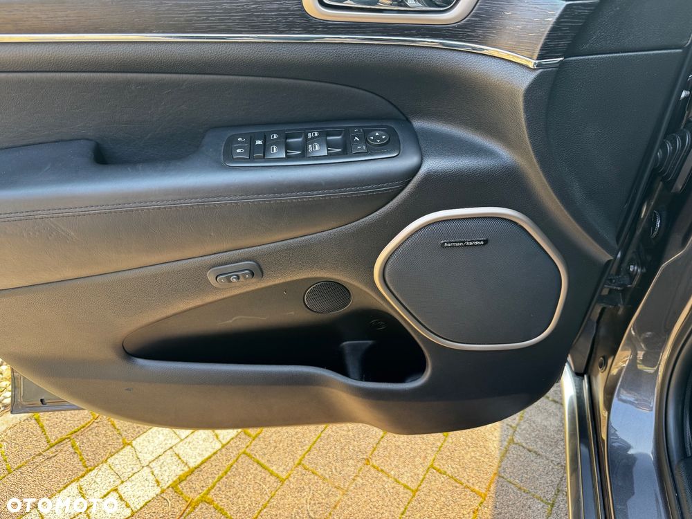 Jeep Grand Cherokee 3.6 V6 Summit - 19